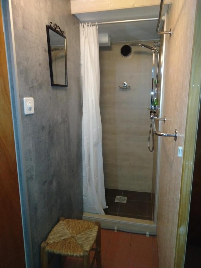 Petit Chalet Rustique Et Bucolique Bovernier Екстер'єр фото