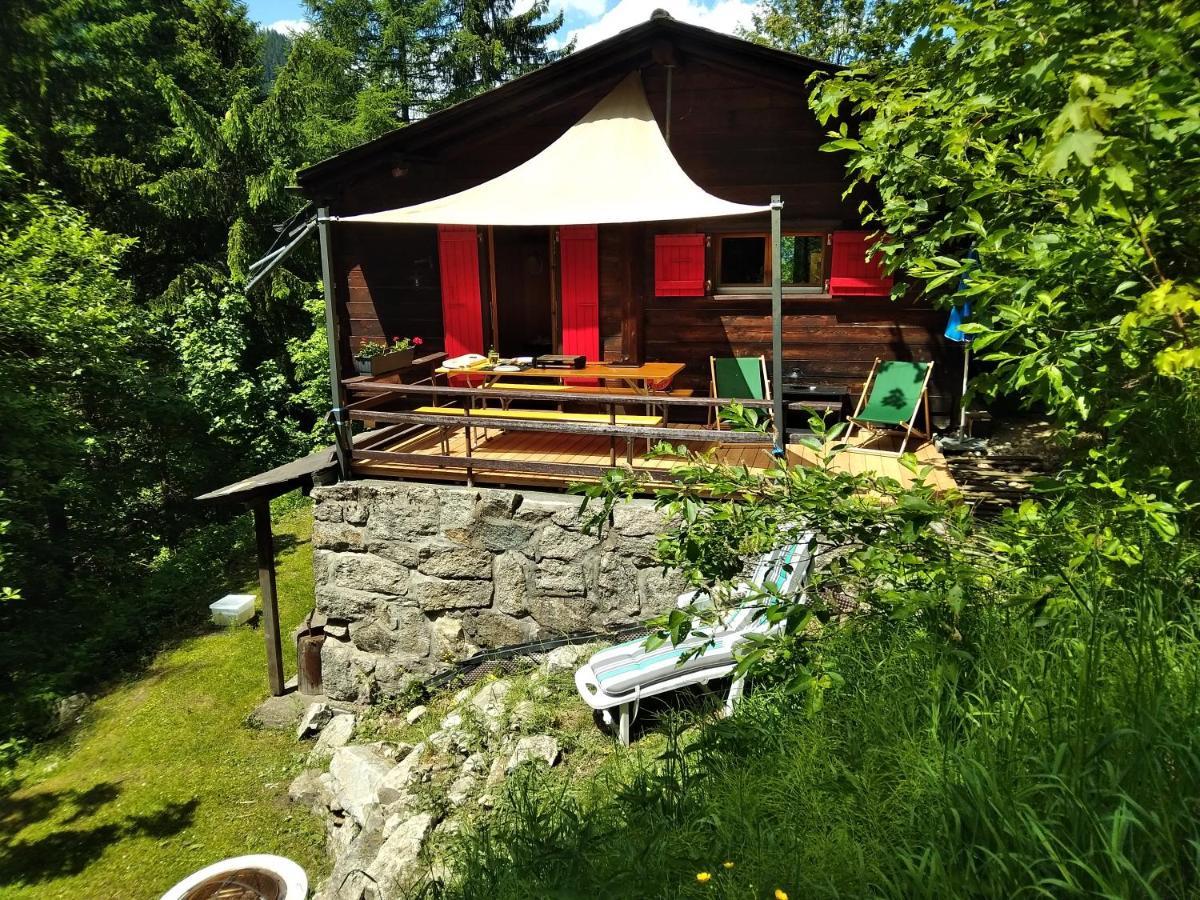 Petit Chalet Rustique Et Bucolique Bovernier Екстер'єр фото