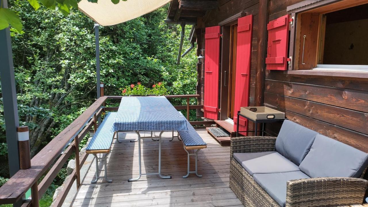 Petit Chalet Rustique Et Bucolique Bovernier Екстер'єр фото