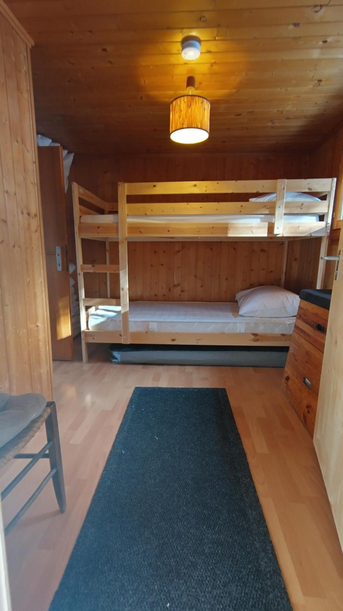 Petit Chalet Rustique Et Bucolique Bovernier Екстер'єр фото