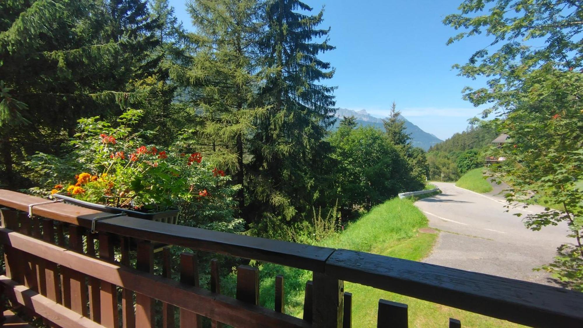 Petit Chalet Rustique Et Bucolique Bovernier Екстер'єр фото